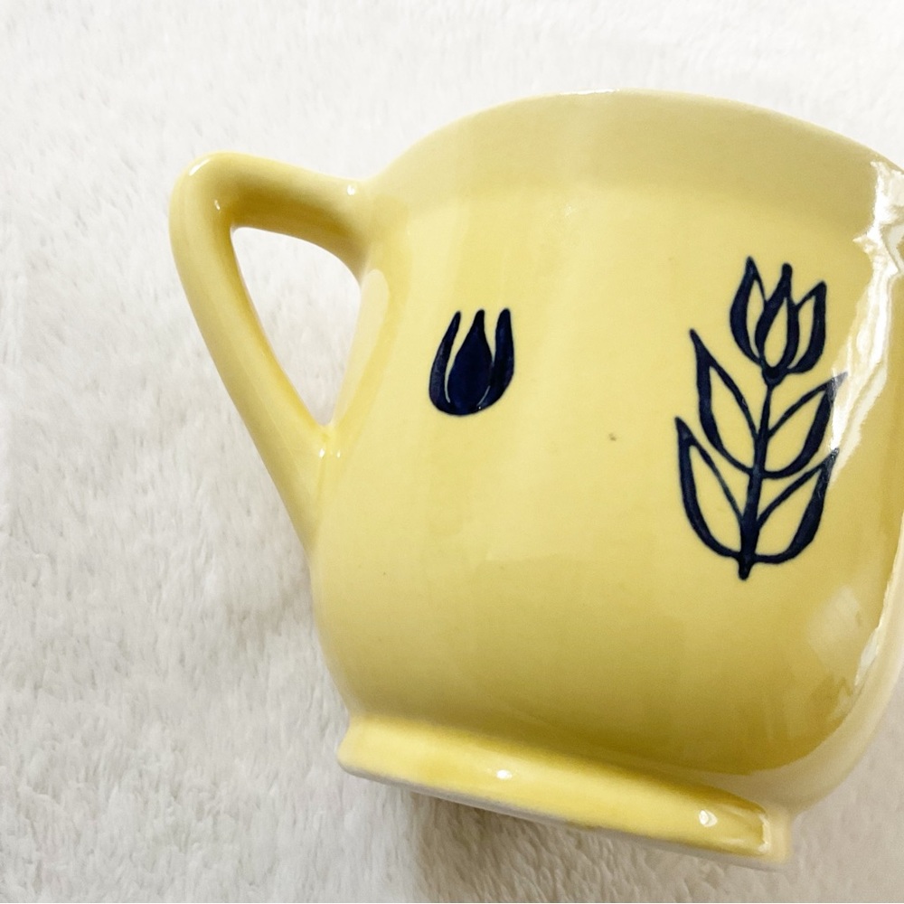 Vintage Cronin Pottery Yellow Tulip Creamer Blue Dutch Floral MCM USA - Picture 10 of 16